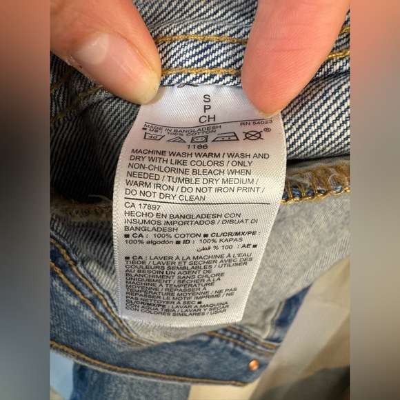 Old Navy Blue Jean Jacket with Colorful Embroidery - Picture 9 of 9